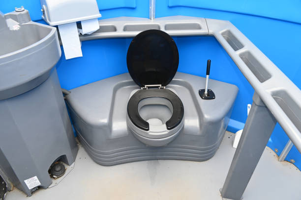 Best Portable restroom trailer rental  in Bowie, TX